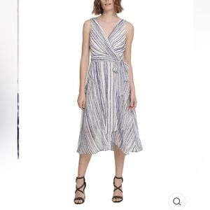 DKNY Blue and White Chain Print Asymmetrical Wrap Dress- Size 6